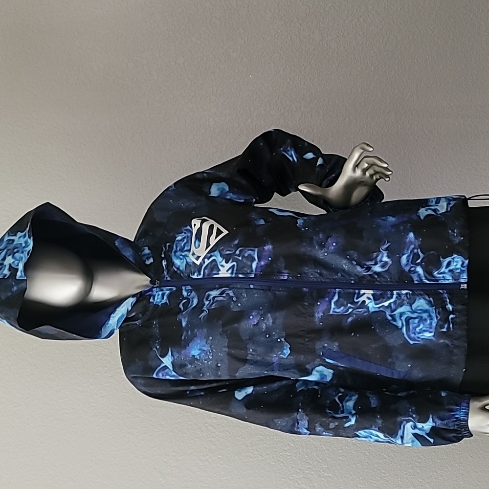 Superman Her Universe Lightweight Hooded Windbreaker - Picture 2 of 11